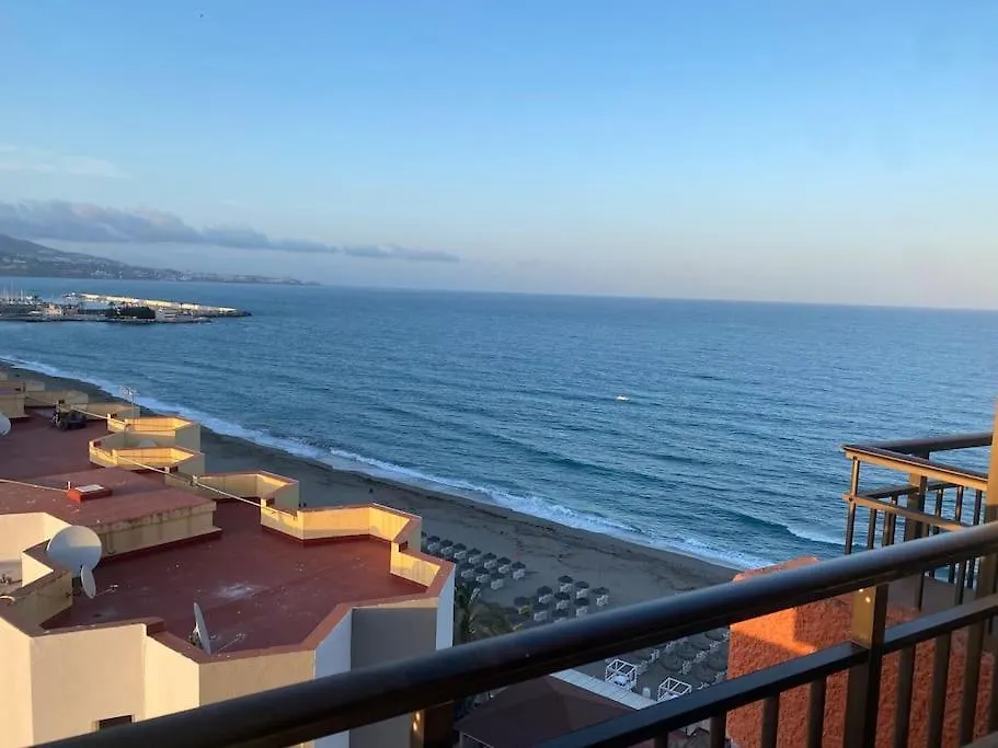 Moderno En Primera Linea De Playa Fuengirola Spain